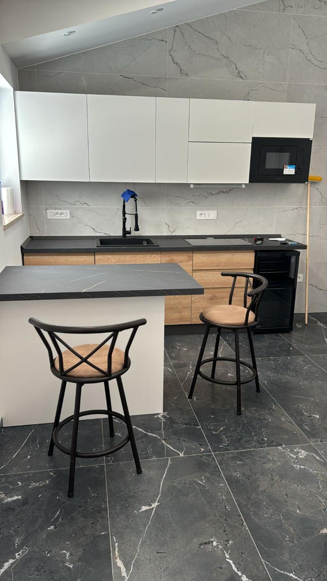 Suite Aurora Crotone Luaran gambar